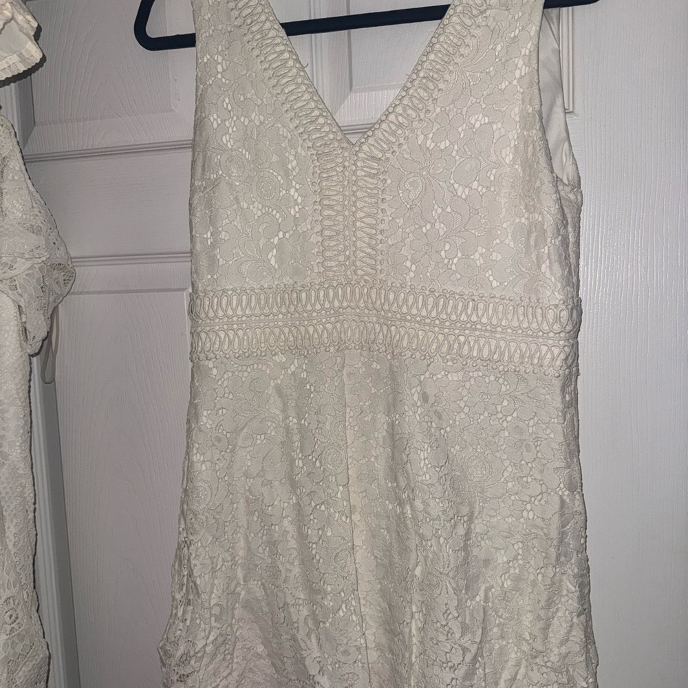 Elegant Cream Lace Dress